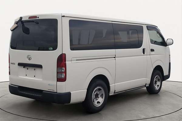 2017 Toyota Hiace 4WD