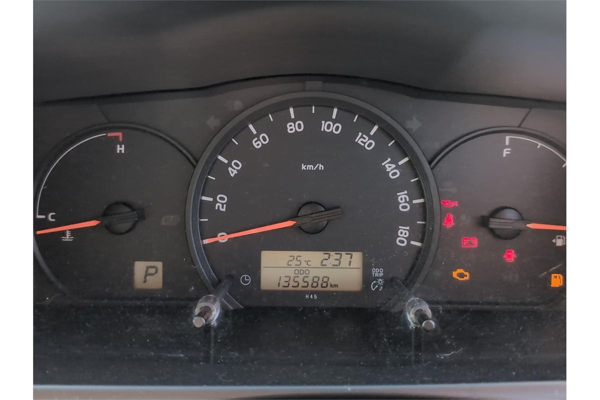 2014 Toyota Hiace Long DX