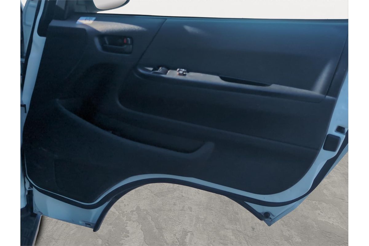 2014 Toyota Hiace Long DX