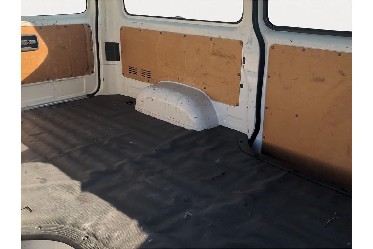 2014 Toyota Hiace Long DX