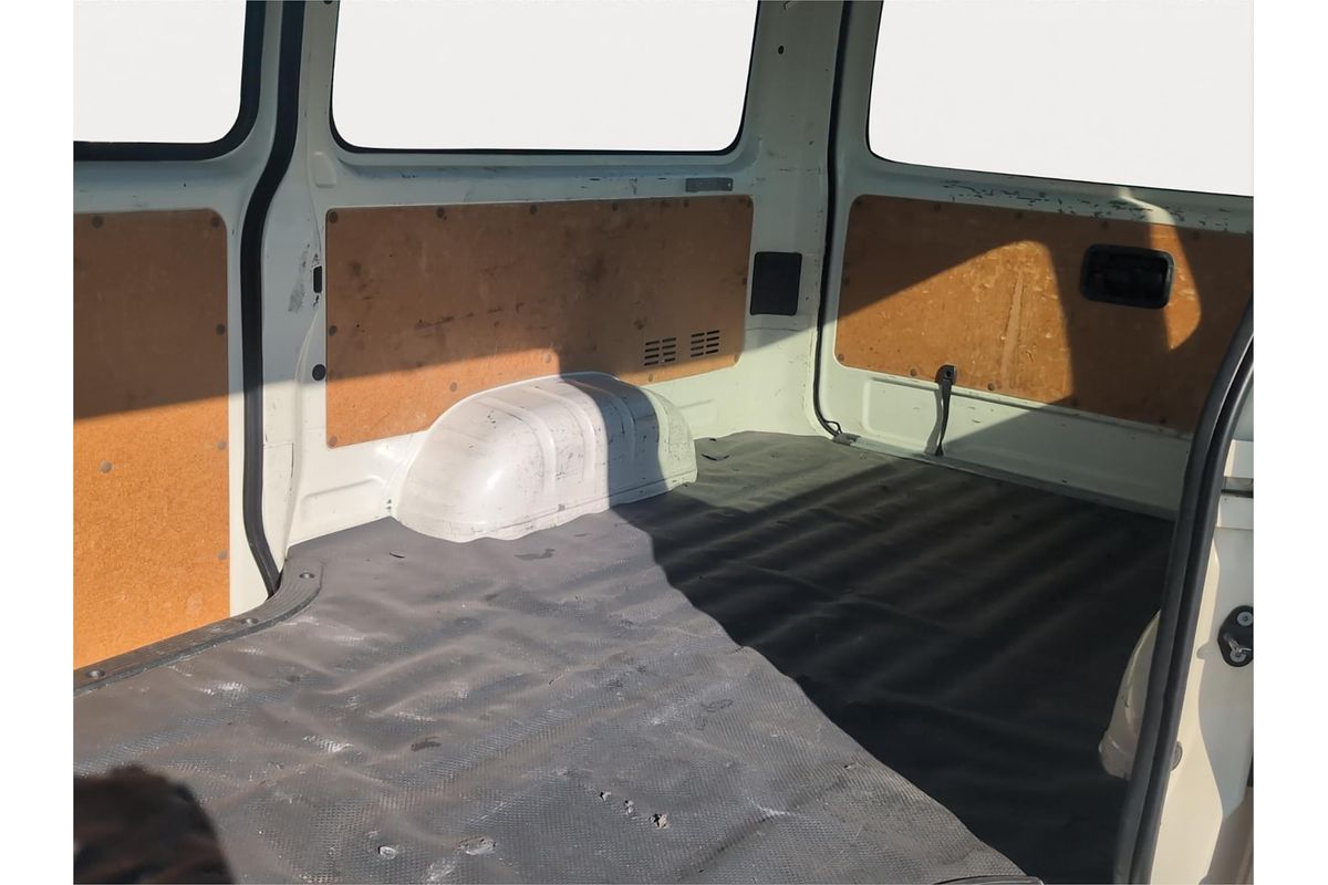 2014 Toyota Hiace Long DX