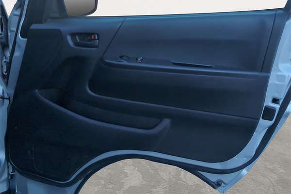 2015 Toyota Hiace DX