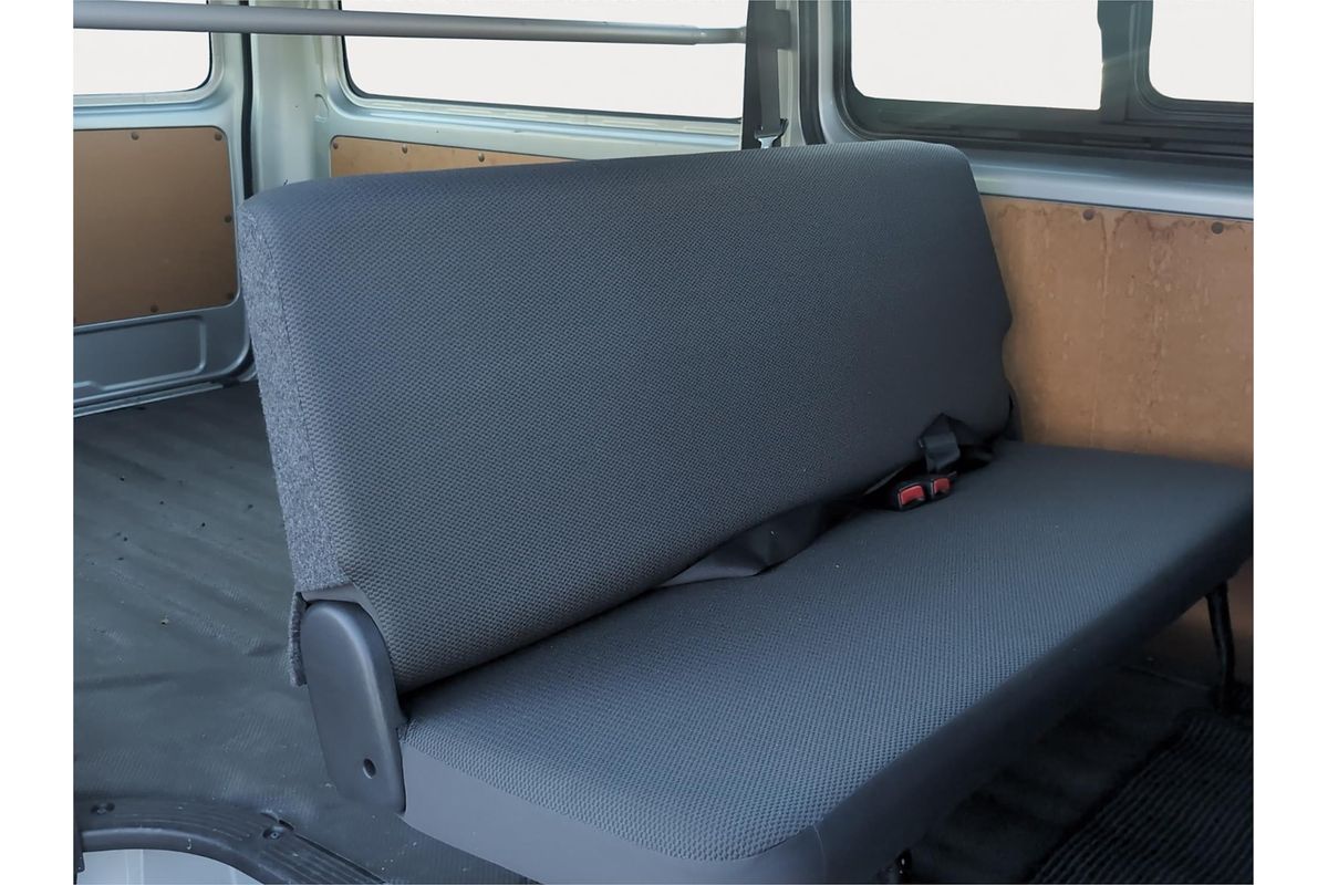 2015 Toyota Hiace DX