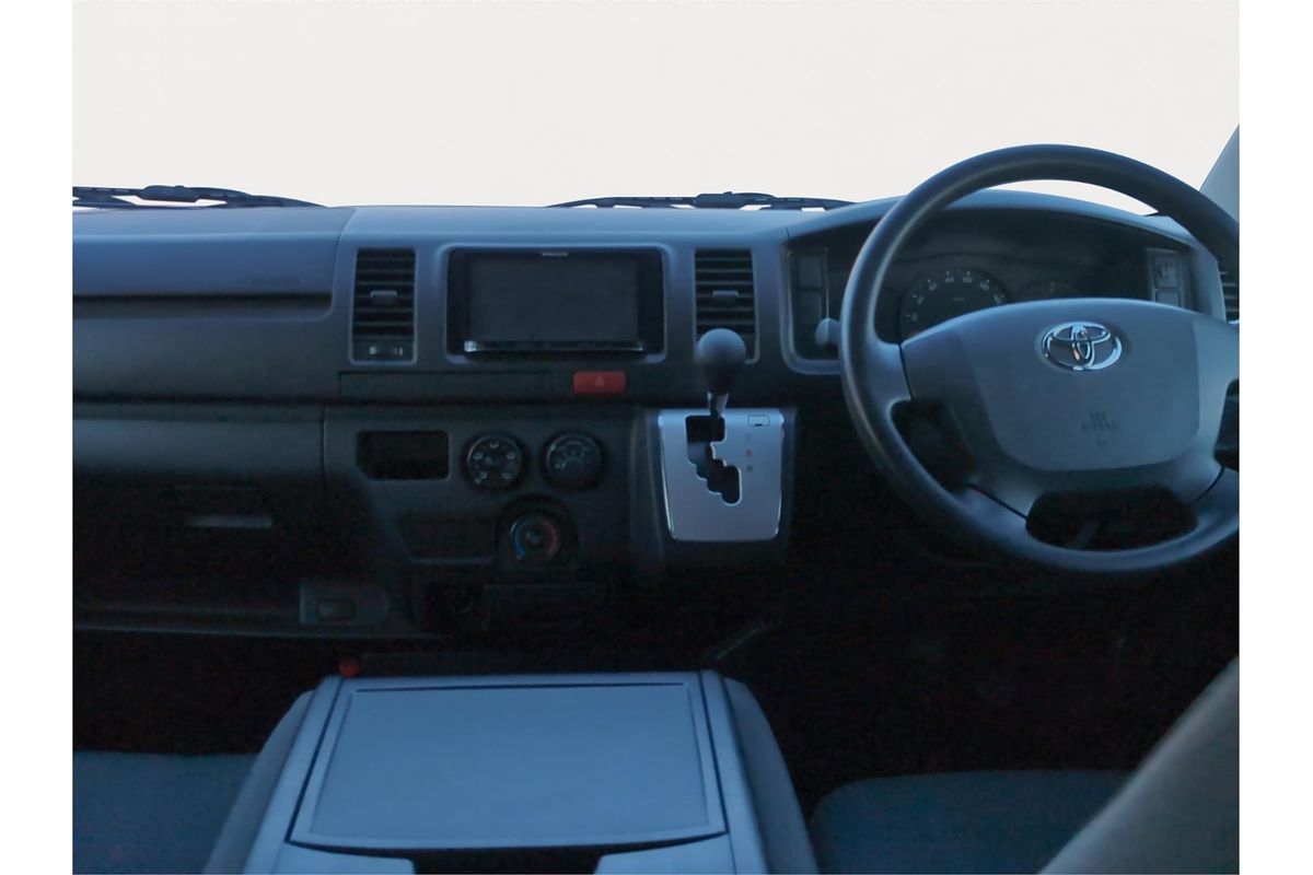2015 Toyota Hiace DX