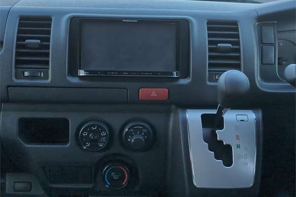 2015 Toyota Hiace DX