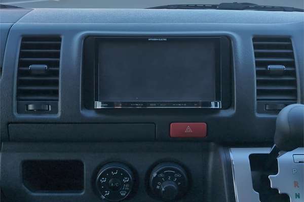 2015 Toyota Hiace DX