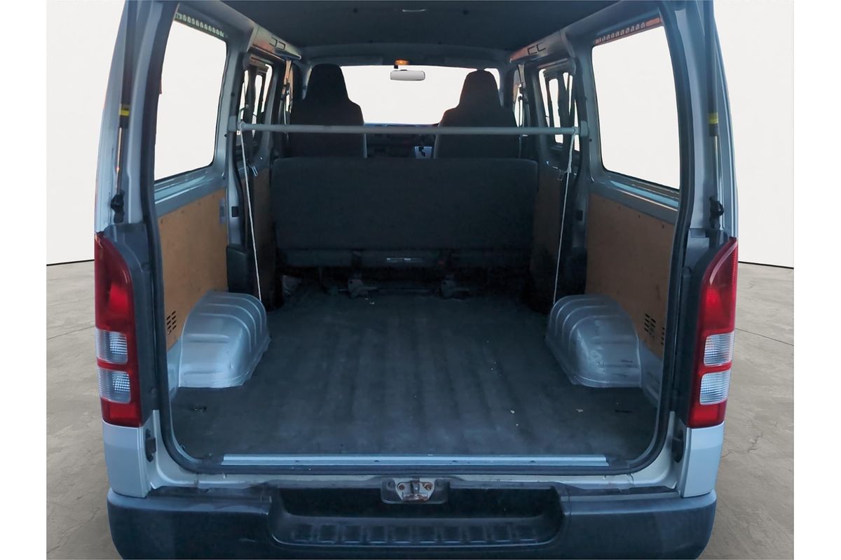 2015 Toyota Hiace DX