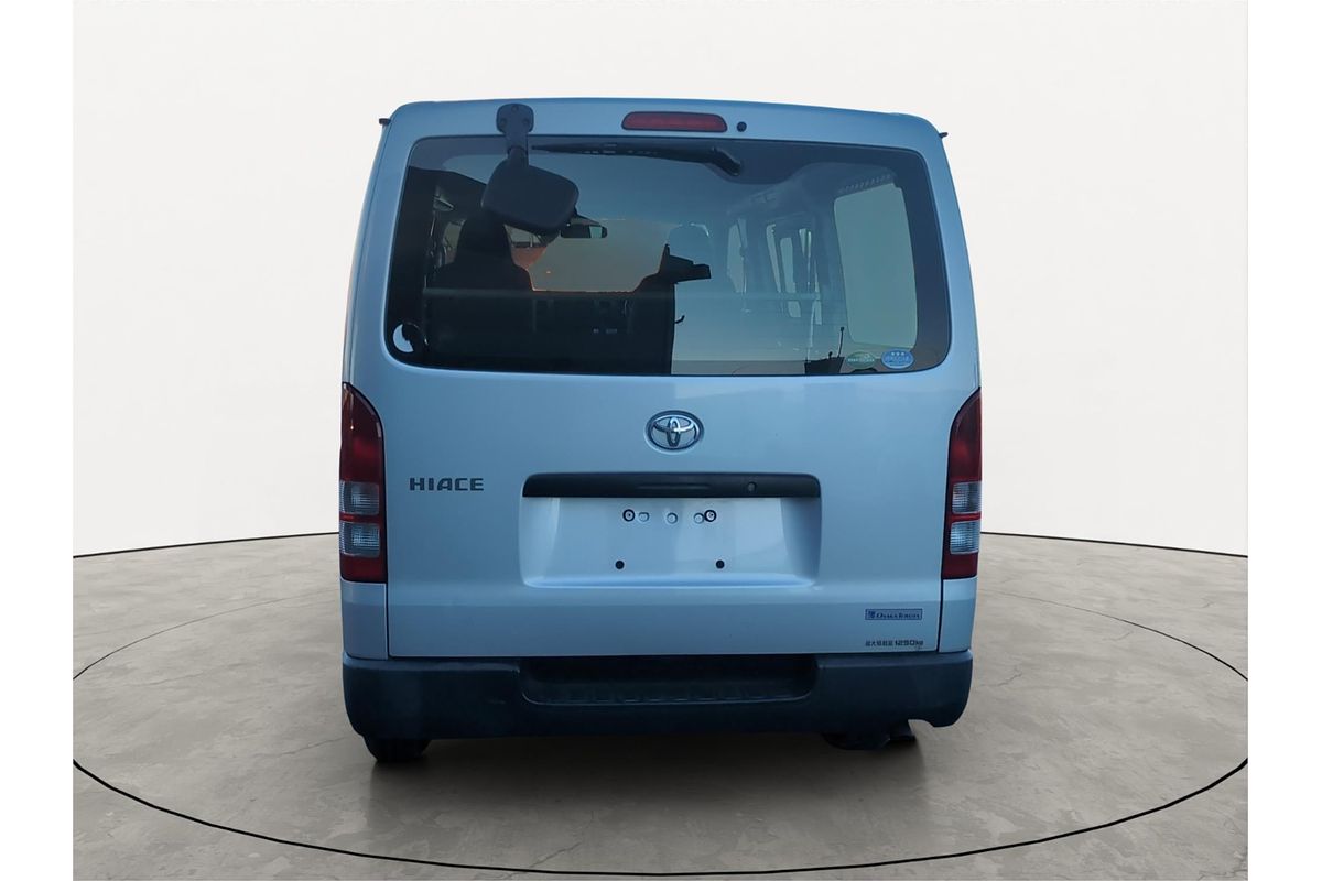 2015 Toyota Hiace DX