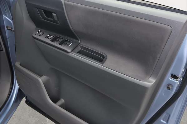 2008 Toyota Voxy Welcab