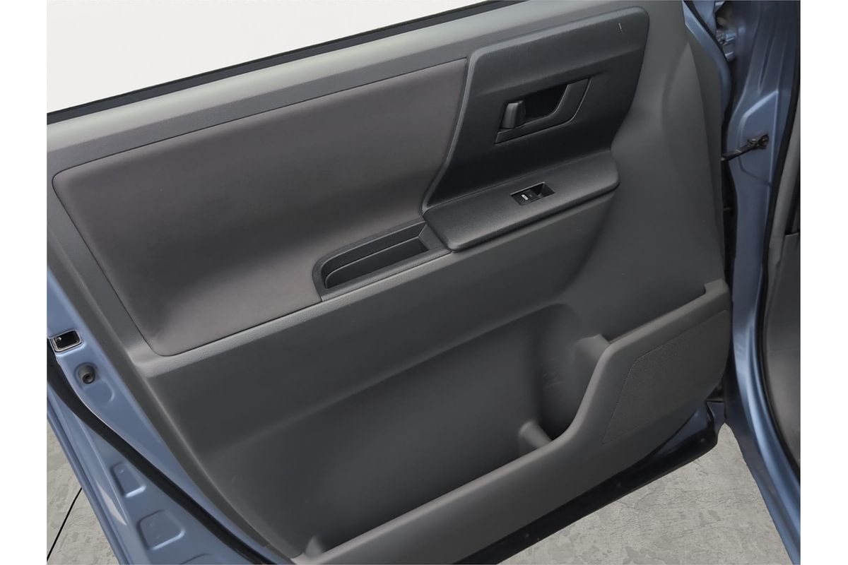 2008 Toyota Voxy Welcab