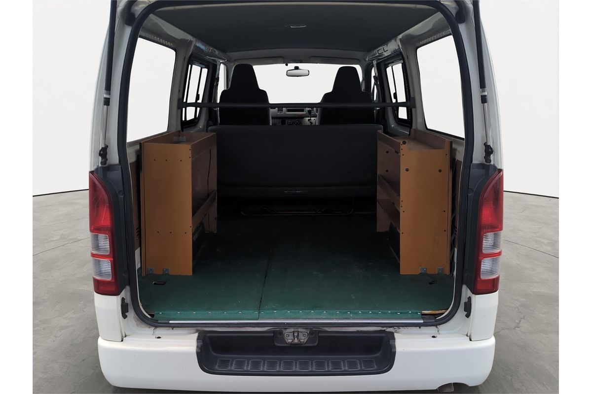 2009 Toyota Hiace