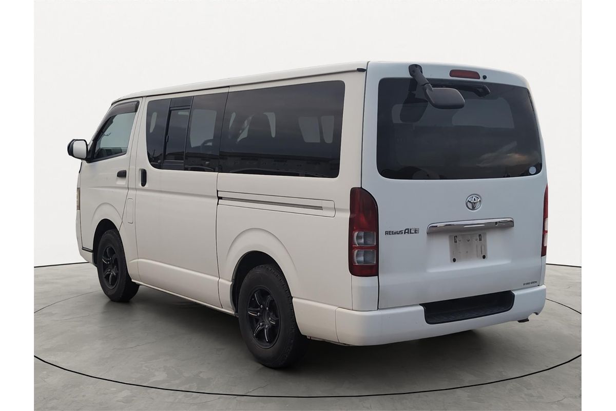 2009 Toyota Hiace