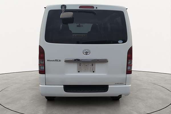 2009 Toyota Hiace