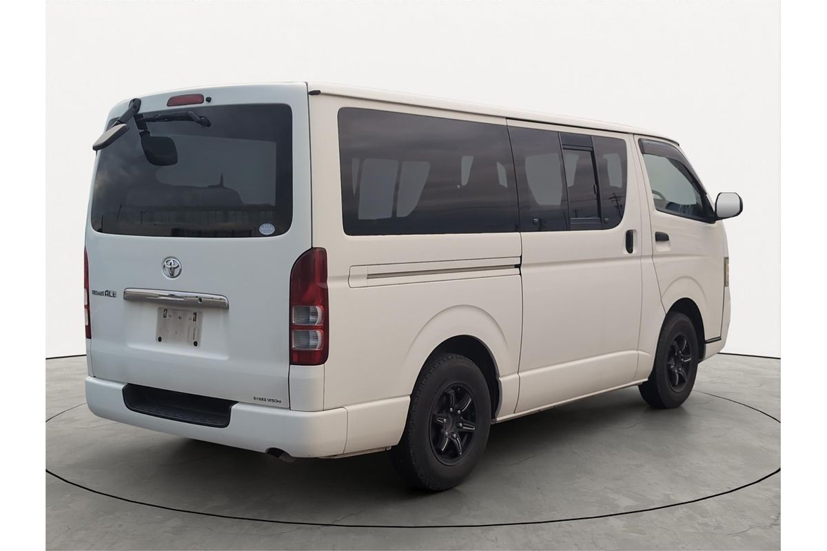 2009 Toyota Hiace