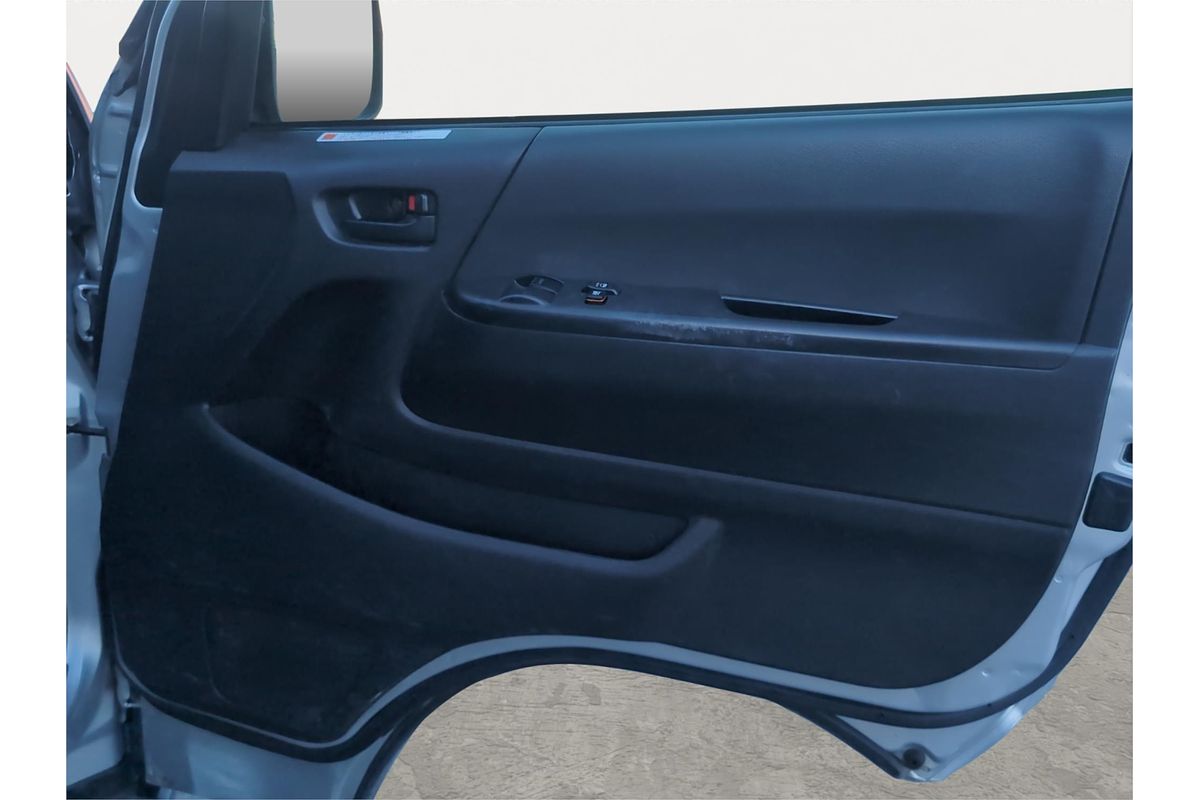 2014 Toyota Hiace Long DX 4WD