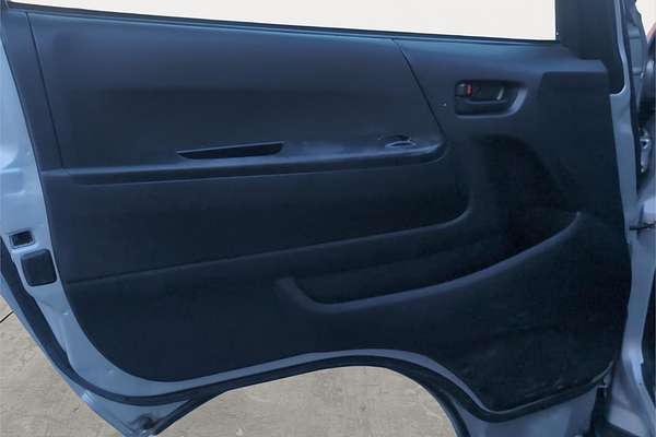 2014 Toyota Hiace Long DX 4WD