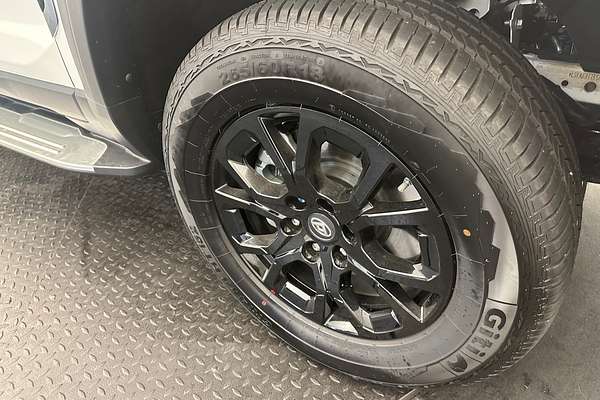 2025 LDV D90 Executive SV9A