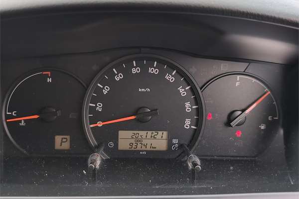 2016 Toyota Hiace DX