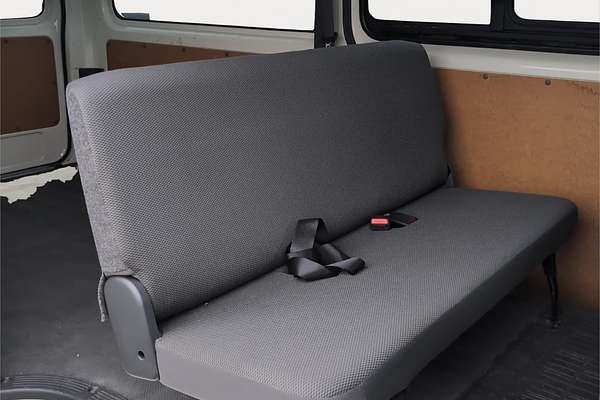 2016 Toyota Hiace DX