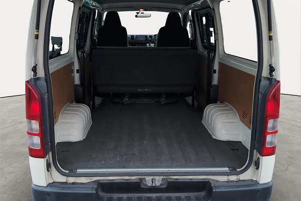 2016 Toyota Hiace DX