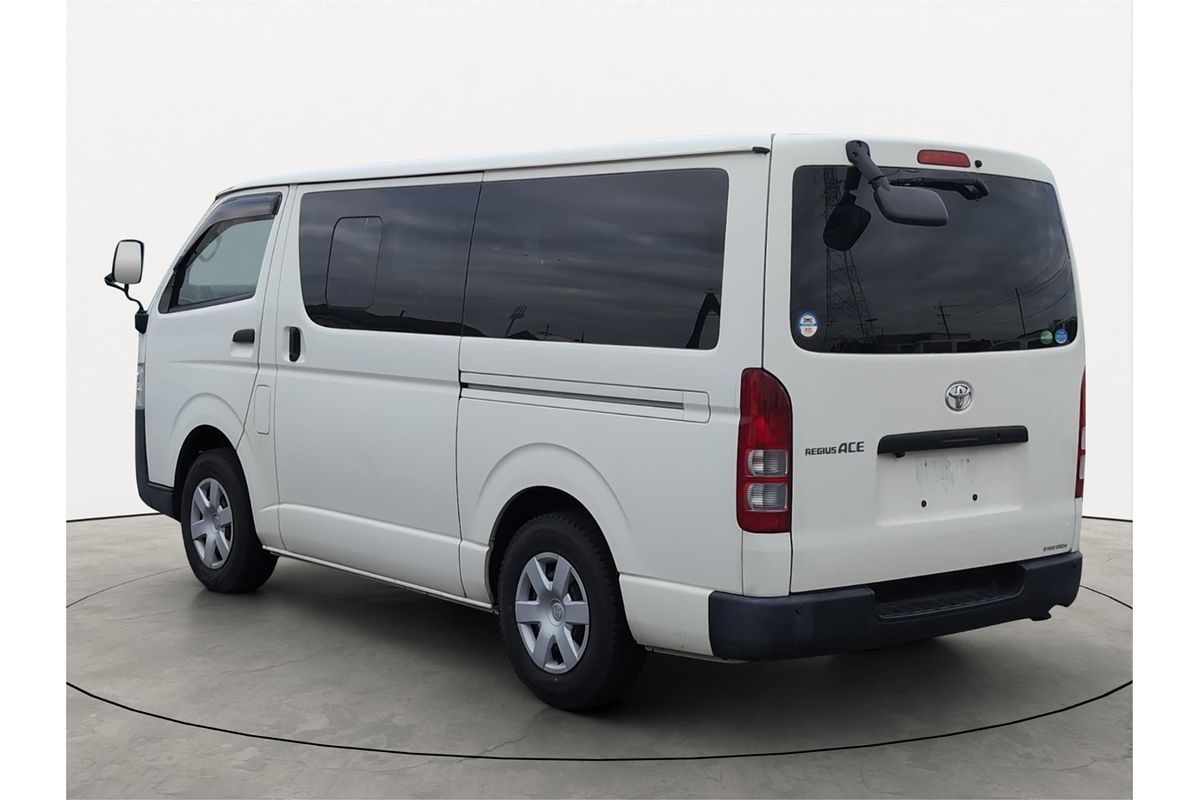 2016 Toyota Hiace DX