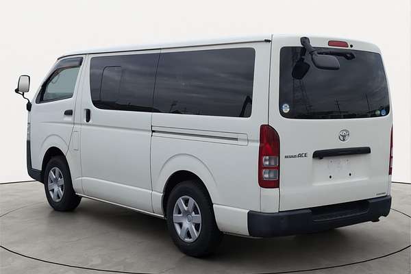 2016 Toyota Hiace DX