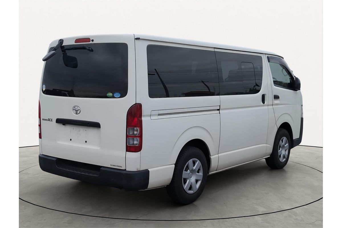 2016 Toyota Hiace DX