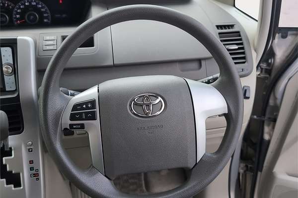 2012 Toyota Noah XL Selection Welcab ZZR70G