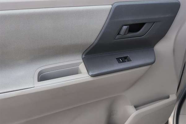 2012 Toyota Noah XL Selection Welcab ZZR70G