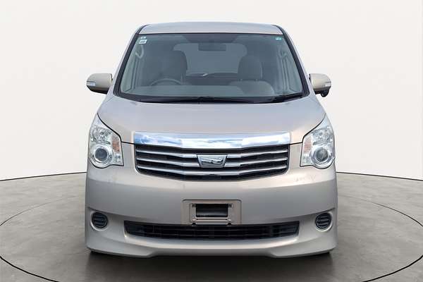 2012 Toyota Noah XL Selection Welcab ZZR70G