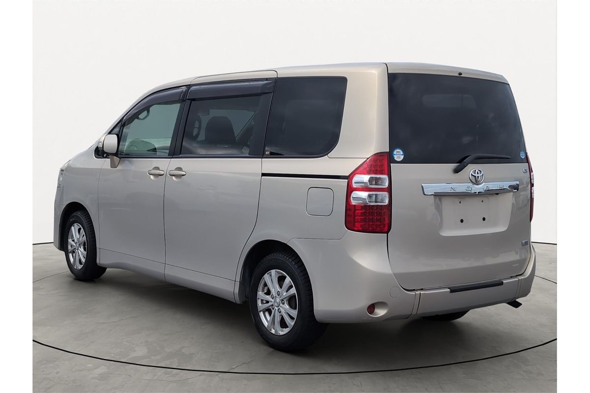 2012 Toyota Noah XL Selection Welcab ZZR70G