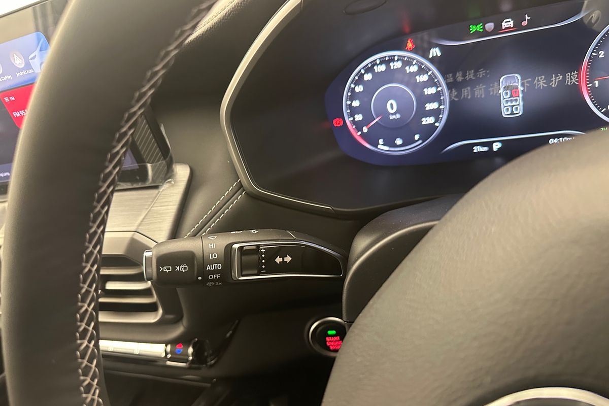 2025 LDV D90 Executive SV9A