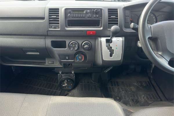 2017 Toyota Hiace Long DX 4WD