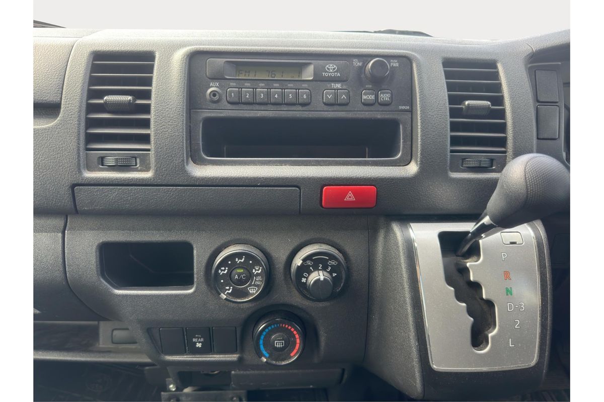 2017 Toyota Hiace Long DX 4WD