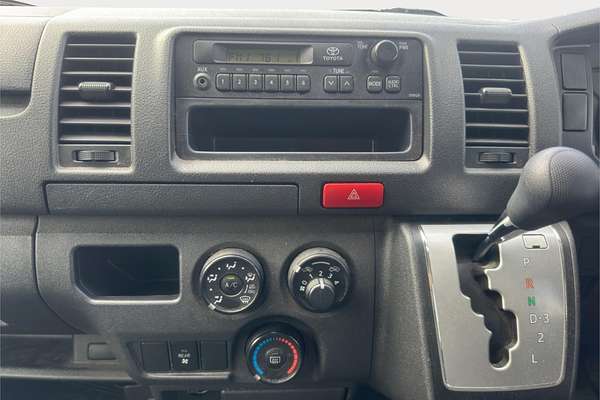 2017 Toyota Hiace Long DX 4WD