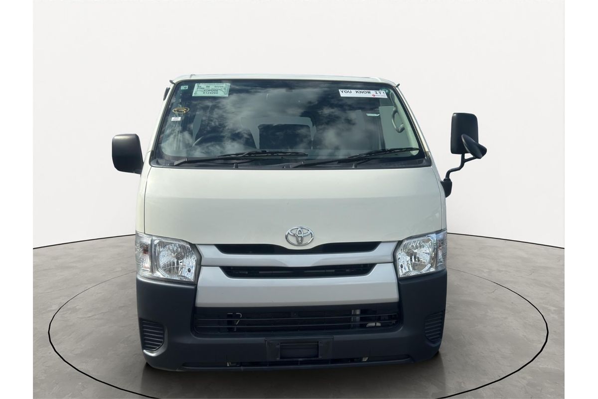 2017 Toyota Hiace Long DX 4WD