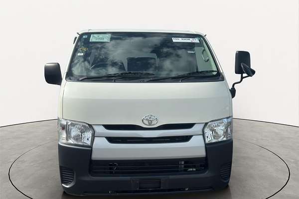 2017 Toyota Hiace Long DX 4WD