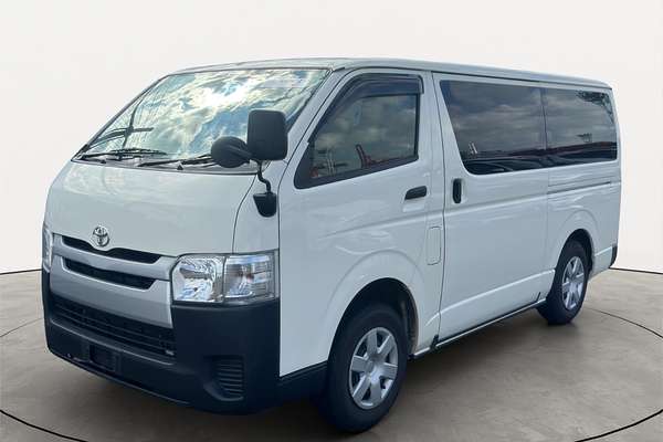 2017 Toyota Hiace Long DX 4WD