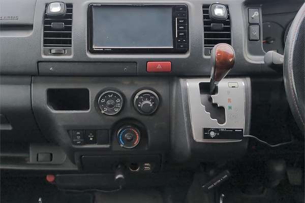 2017 Toyota Hiace Long DX GL PKG