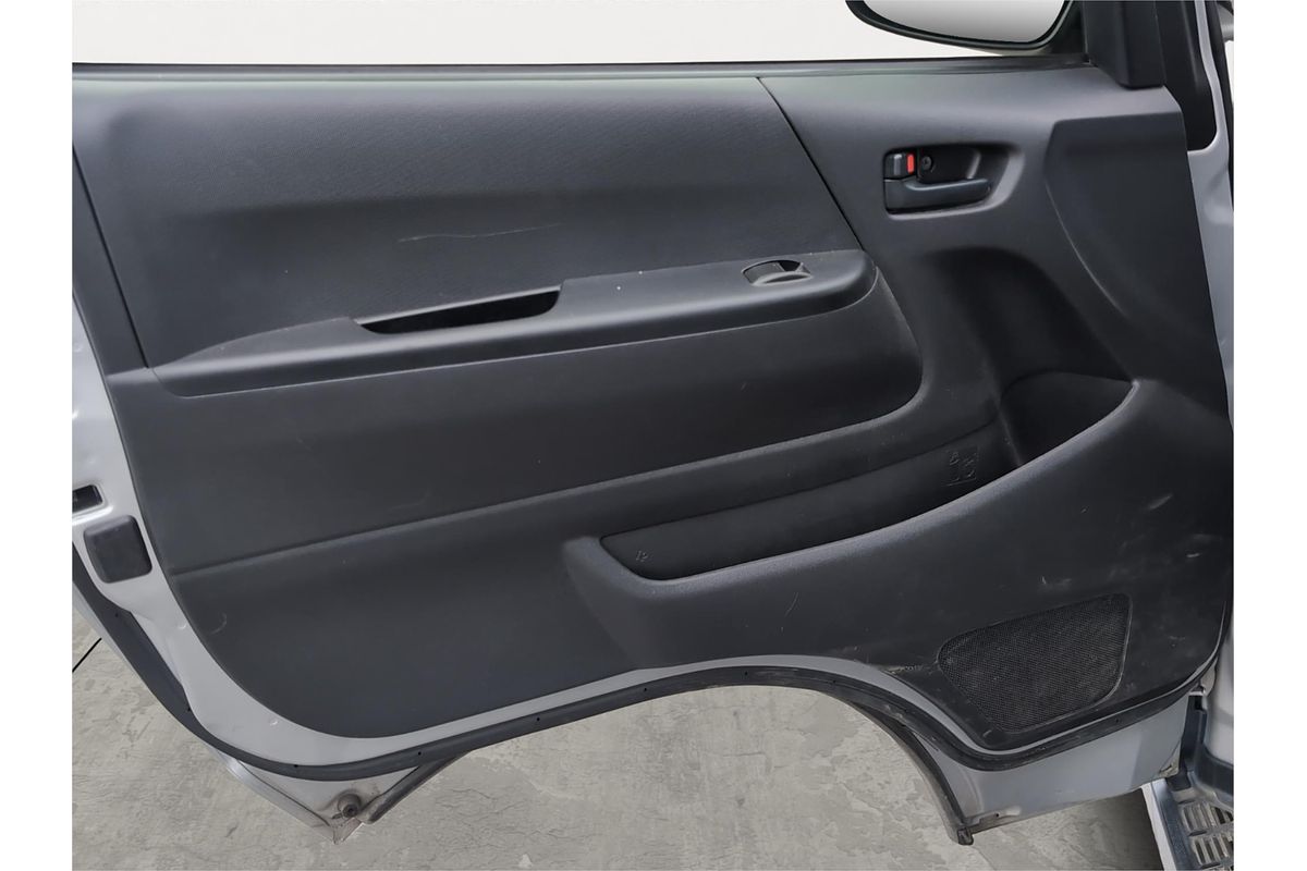 2017 Toyota Hiace Long DX GL PKG