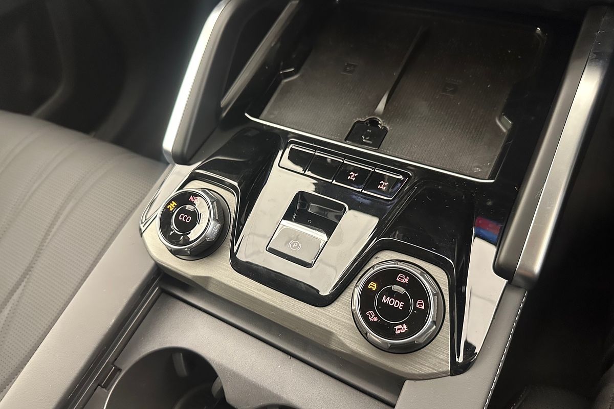 2025 LDV D90 Executive SV9A