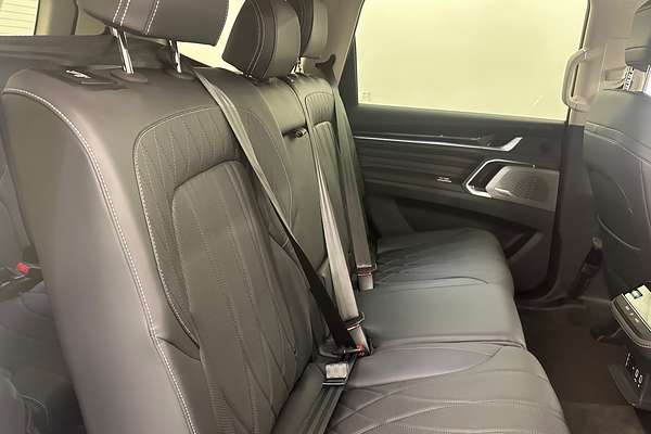 2025 LDV D90 Executive SV9A