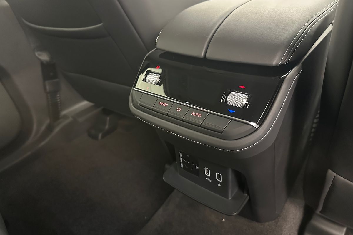 2025 LDV D90 Executive SV9A