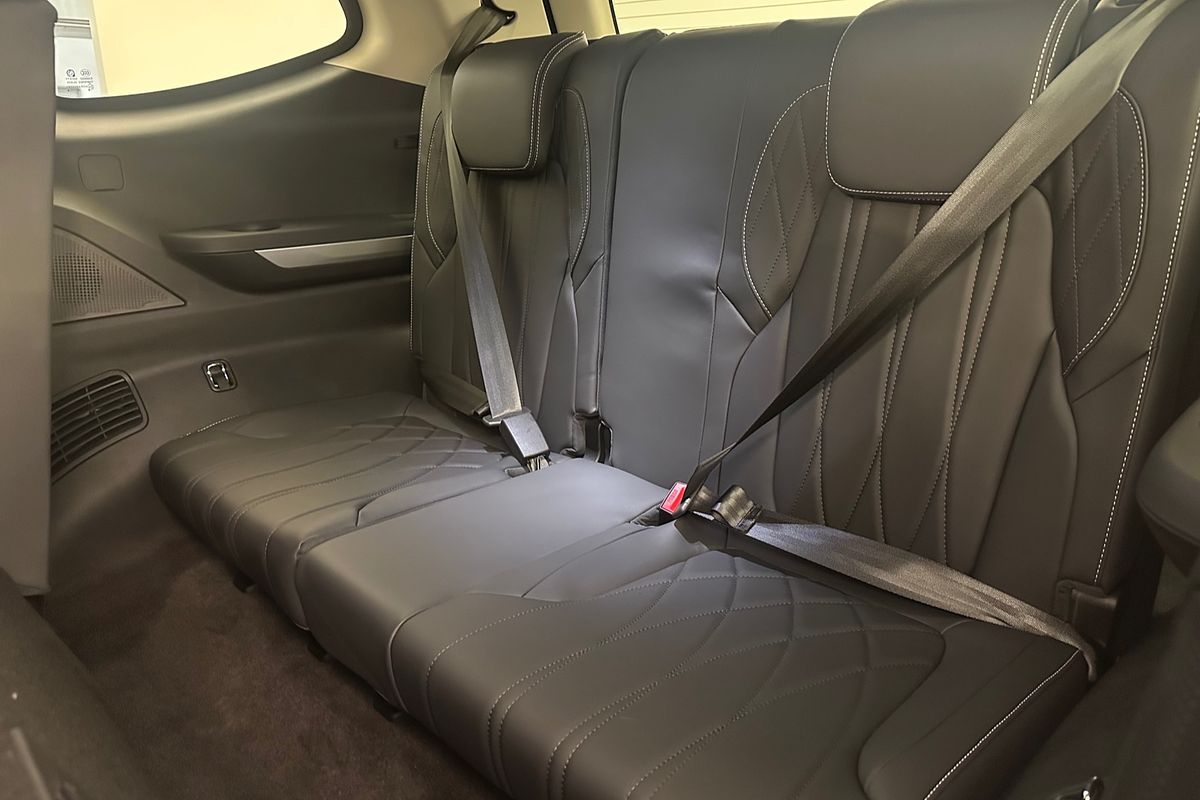 2025 LDV D90 Executive SV9A