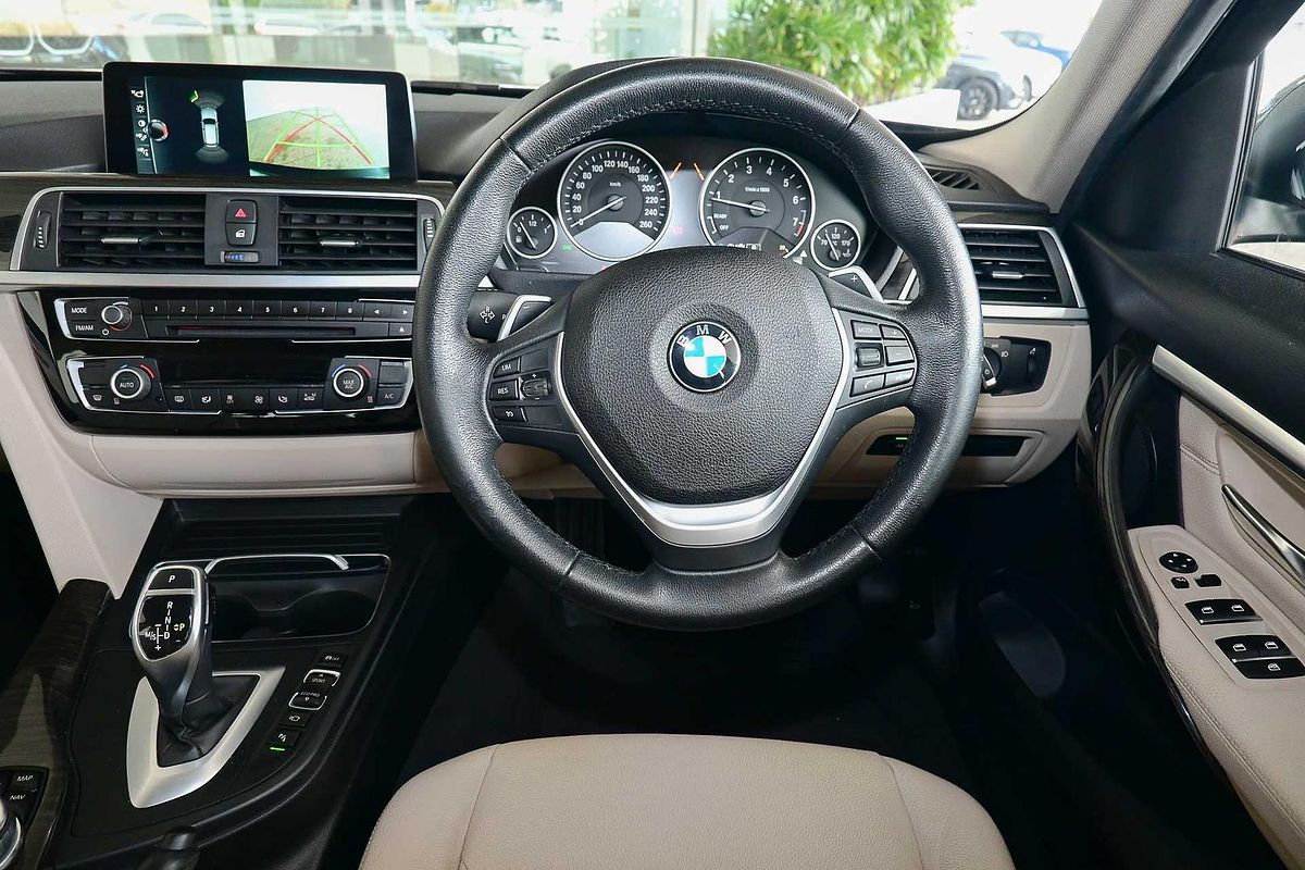 2016 BMW 3 Series 330i Sport Line F31 LCI