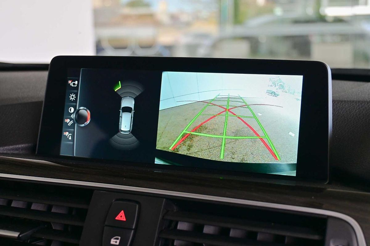 2016 BMW 3 Series 330i Sport Line F31 LCI