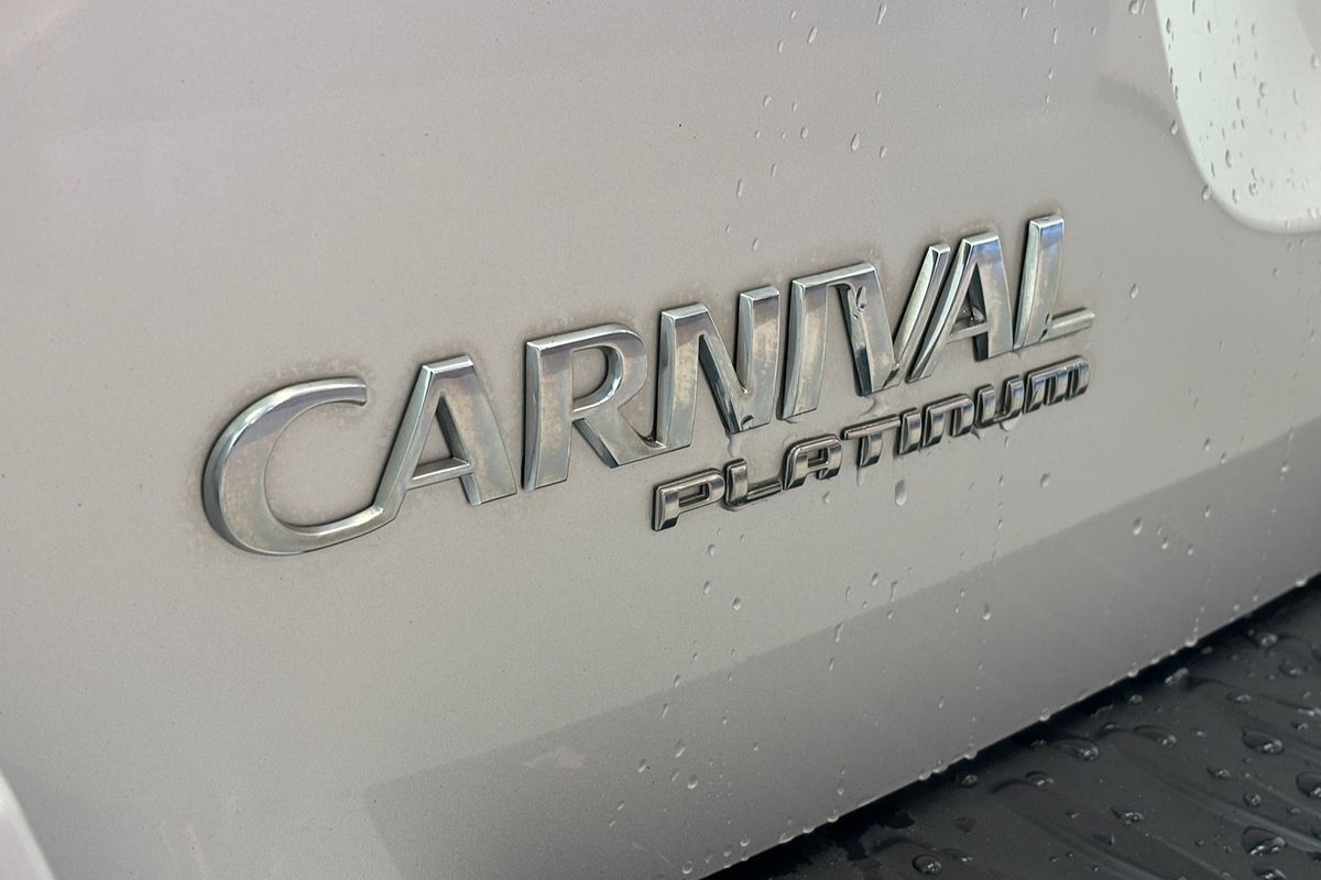 2017 Kia Carnival Platinum YP