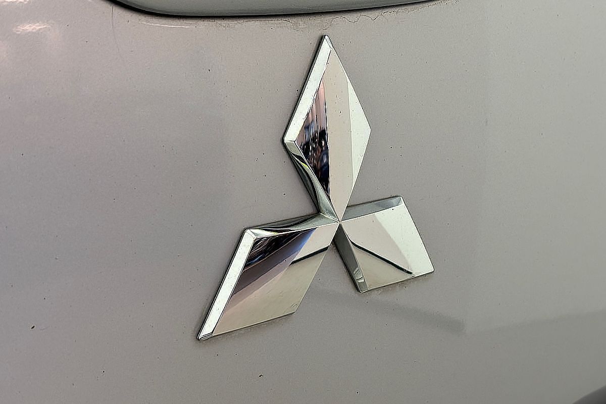 2009 Mitsubishi Triton GLX-R ML 4X4