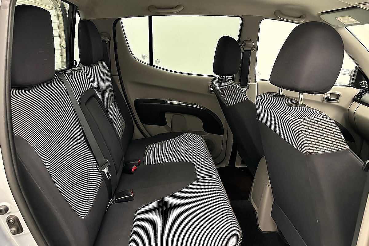 2009 Mitsubishi Triton GLX-R ML 4X4