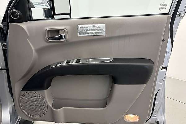 2009 Mitsubishi Triton GLX-R ML 4X4